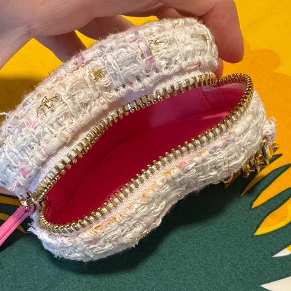 Stoney Clover Lane Heart-Shaped Tweed Coin Purse Bag Charm - Picture 6 of 6